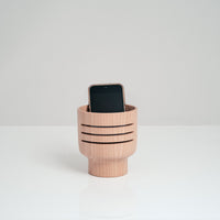 Acoustic alder wood speaker, handcrafted in Japan by Atelier Yocto using traditional Japanese carpentry techniques - NiMi Projects